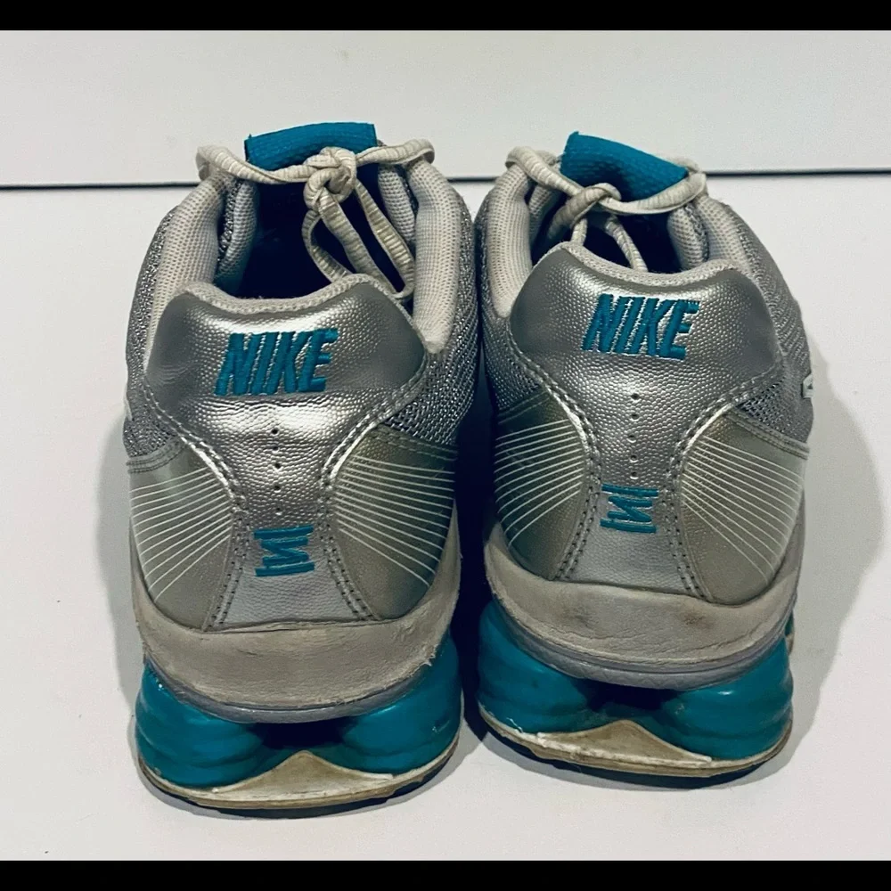 Womens Nike Training Shox Zip Size 7.5 Gray Teal - Picture 10 of 10